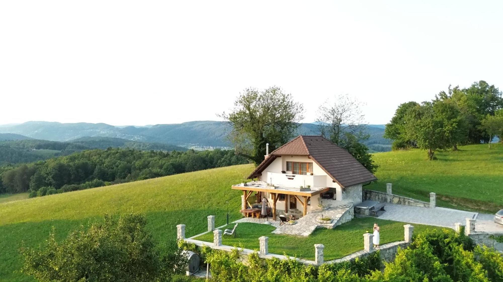 Zerko Holiday Home - Vineyard Chalet With Sauna And Jacuzzi Free Mirna Eksteriør billede